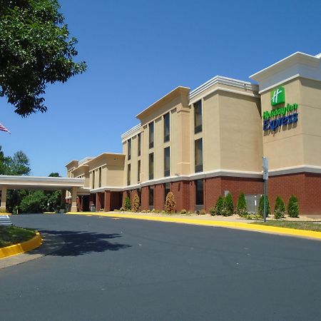 Holiday Inn Express Hotel & Suites Midlothian Turnpike, An Ihg Hotel Richmond Exterior photo