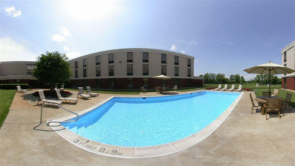 Holiday Inn Express Hotel & Suites Midlothian Turnpike, An Ihg Hotel Richmond Exterior photo